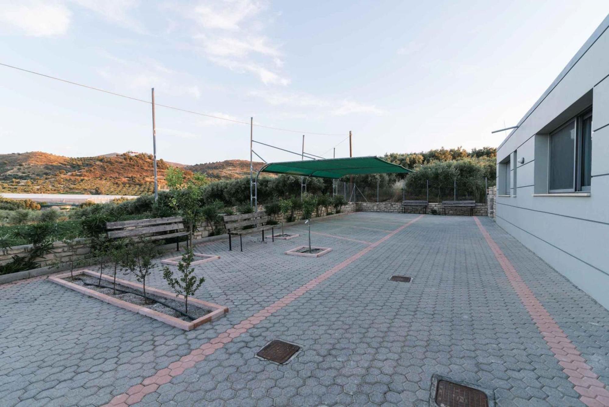 Amfithea Villas Petrokefali Exterior photo